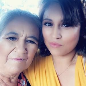 Meet your Posher, Noemi